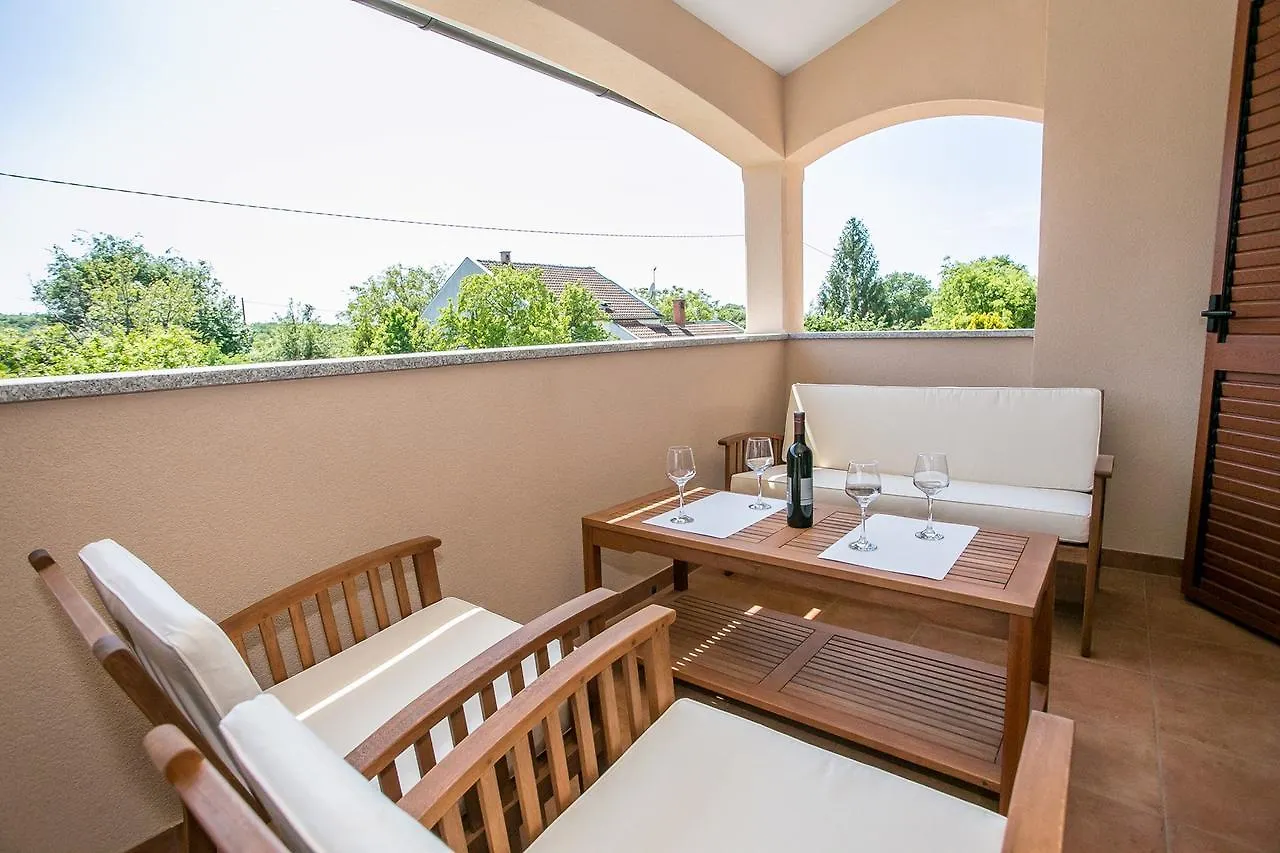 Pensjonat Apartment Stanko Vrvari