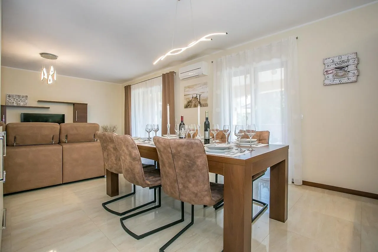 Apartment Stanko Vrvari Pensjonat