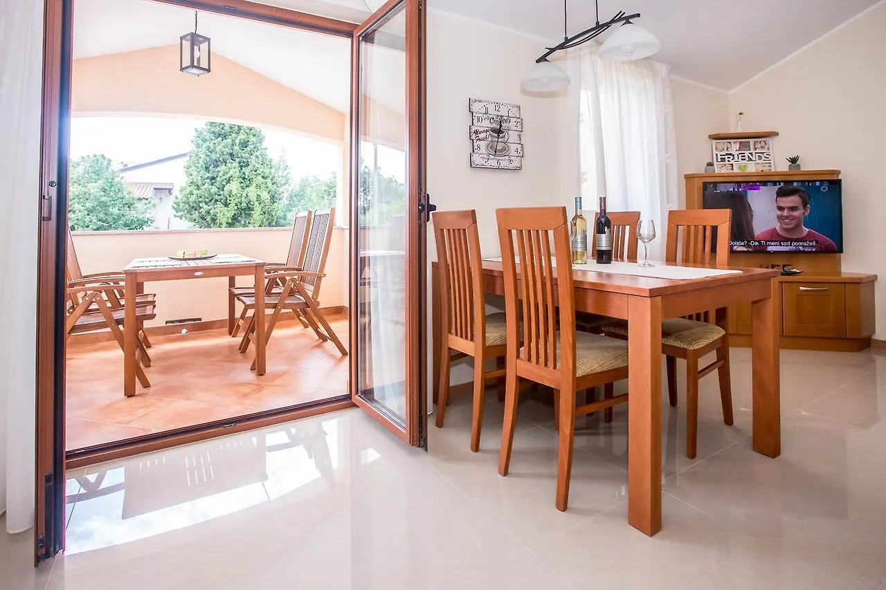 Pensjonat Apartment Stanko Vrvari