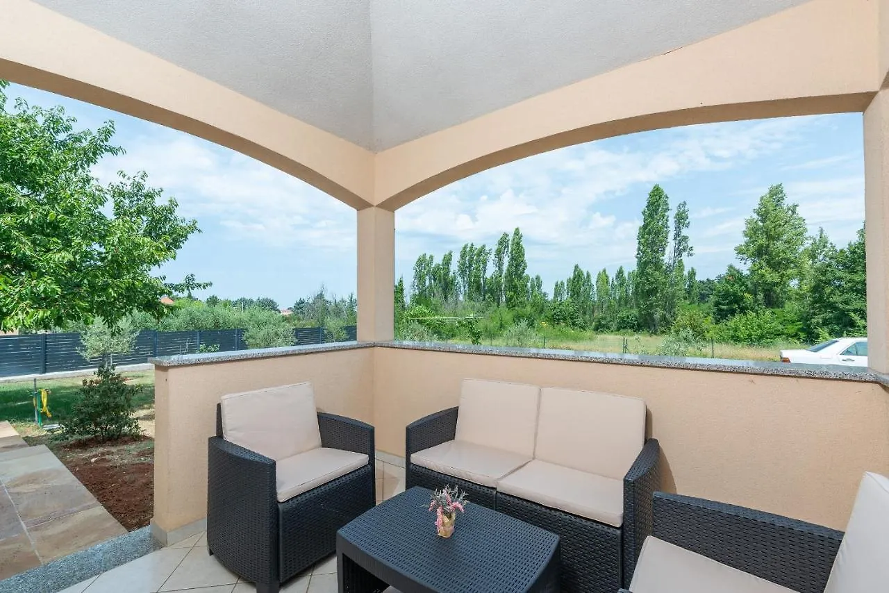 Apartment Stanko Vrvari