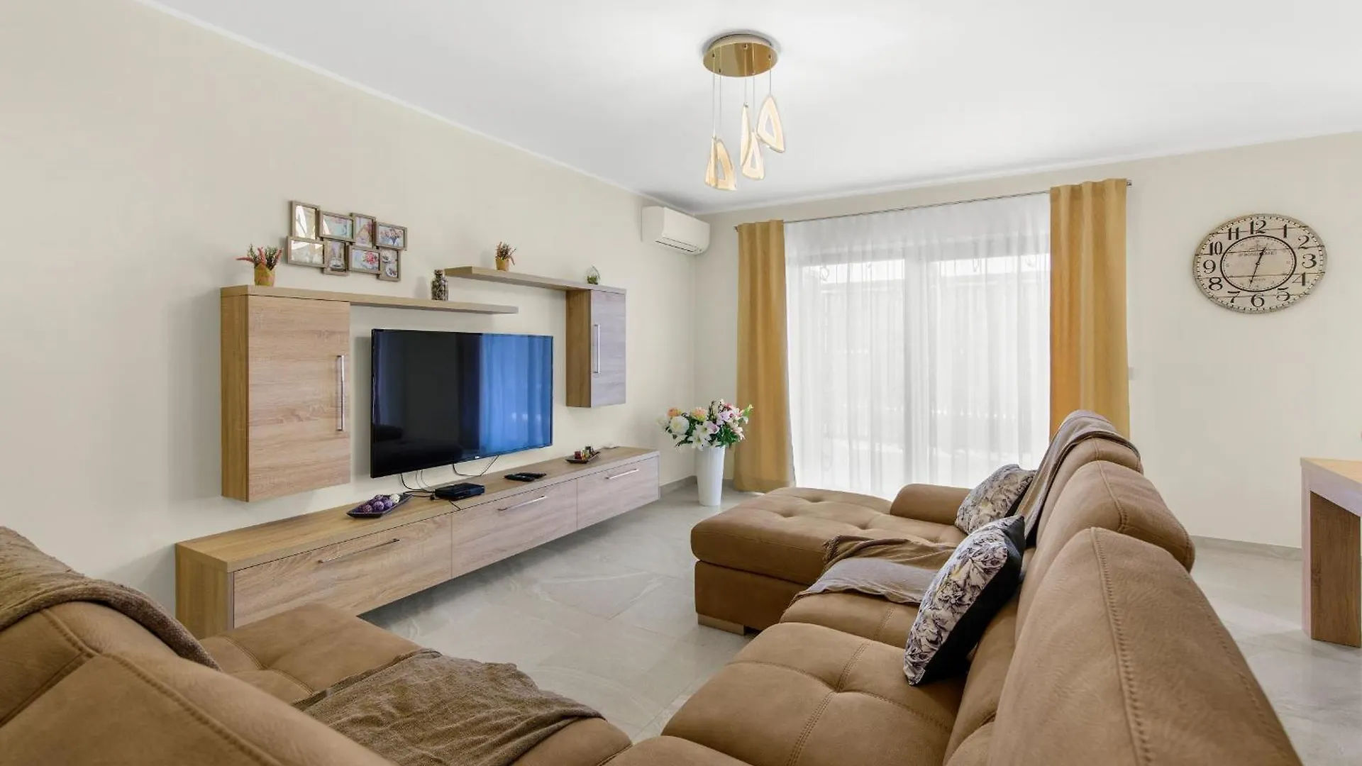 Apartment Stanko Vrvari