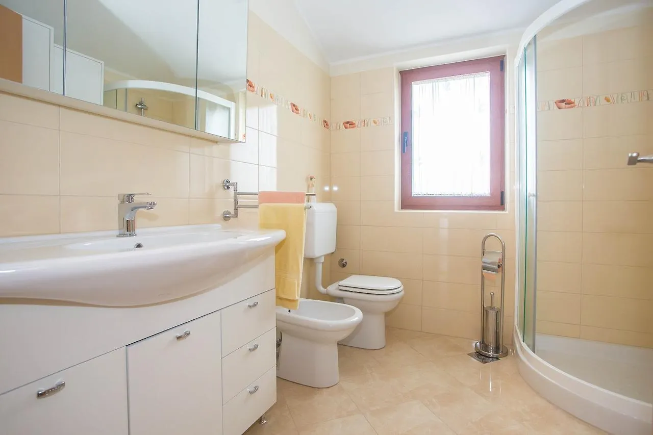 Guest house Apartment Stanko Vrvari